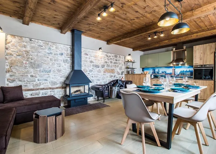 Iole Boutique House